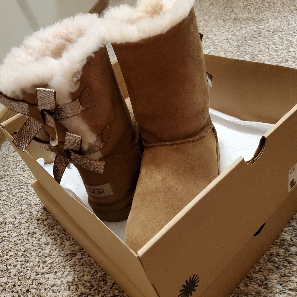 Ugg bailey bow sparkle